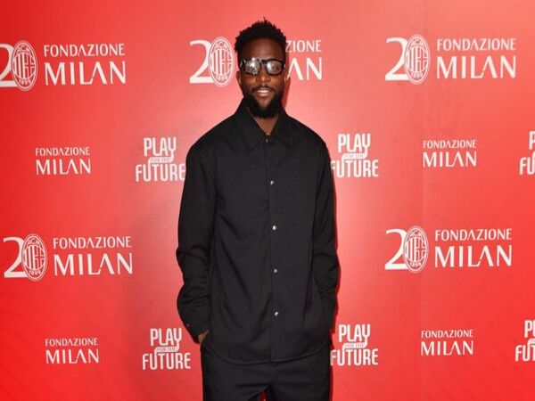 Hanya memberikan kontribusi kecil bagi klub, AC Milan dilaporkan siap menjual Divock Origi musim panas nanti / via Getty Images