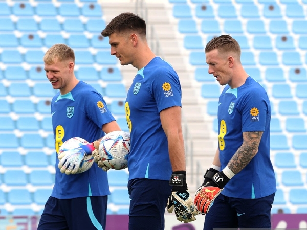 Aaron Ramsdale, Nick Pope dan Jordan Pickford