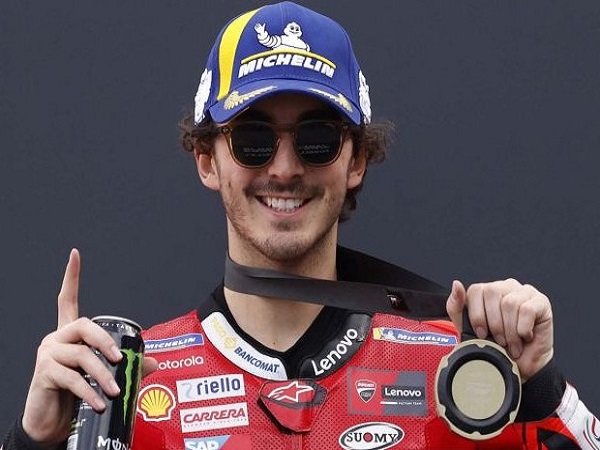 Francesco Bagnaia puncaki klasemen.