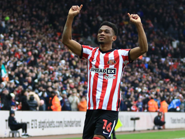 Winger Sunderland, Amad Diallo.