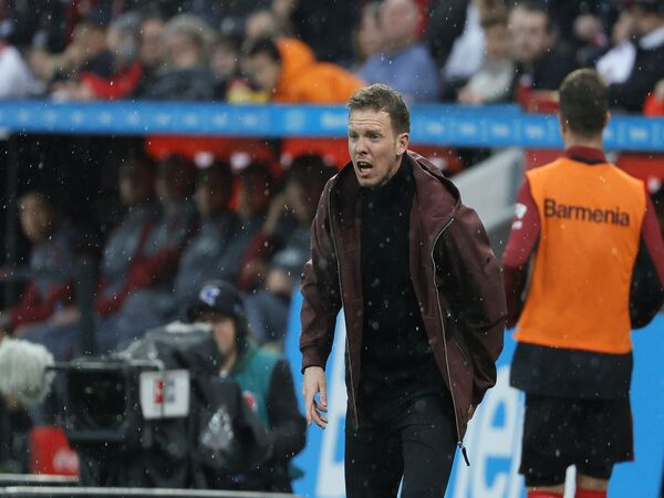 Julian Nagelsmann difavoritkan menjadi manajer anyar Tottenham Hotspur pasca kepergian Antonio Conte dari klub / via Getty Images