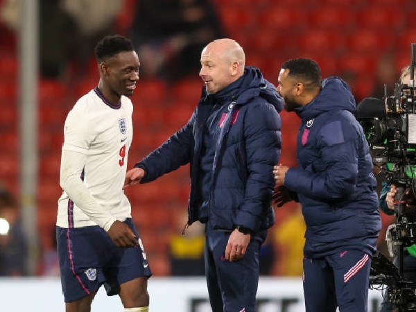 Folarin Balogun dan pelatih Inggris U-21, Lee Carsley