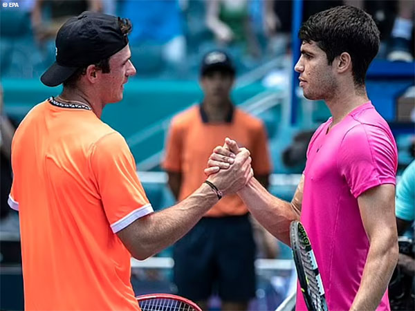 Carlos Alcaraz Tancap Gas Demi Satu Tempat Di Perempatfinal Miami Open