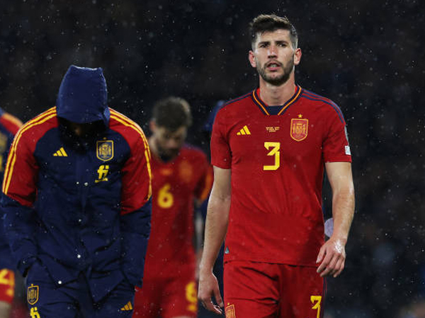 Timnas Spanyol Takluk dari Skotlandia, David Garcia Salahkan Kondisi Rumput