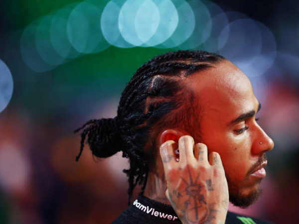 Lewis Hamilton Yakin Mercedes Bisa Menutup Celah dengan Red Bull