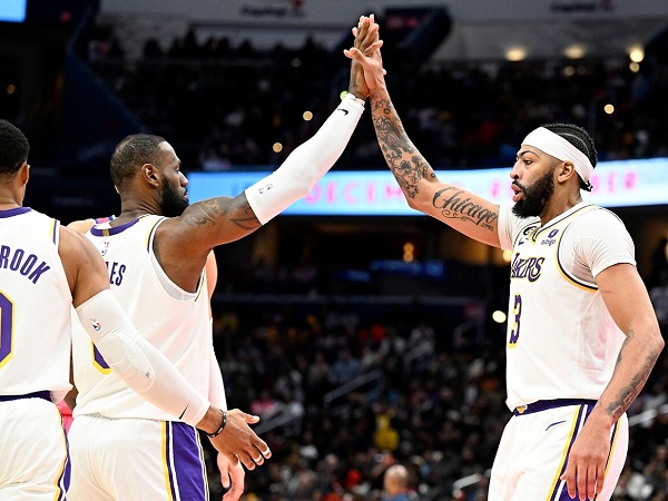 Anthony Davis ingin Lakers bermain lebih konsisten.
