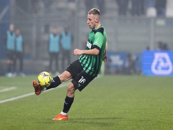 Gelandang incaran Lazio