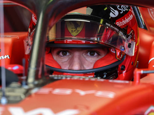 Carlos Sainz Bicara Tentang Performa Ferrari di Kualifikasi GP Australia
