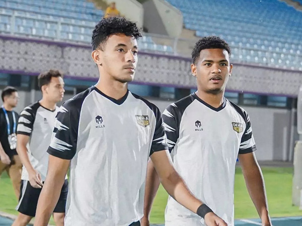 Dua pemain muda Dewa United FC, The Fillo Numberi dan Ramai Rumakiek ikut TC timnas Indonesia U-22