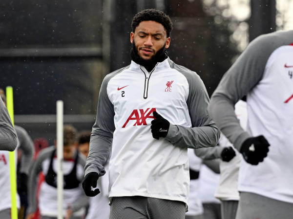 Newcastle United Tertarik dengan Joe Gomez, Liverpool Bersedia Melepas?