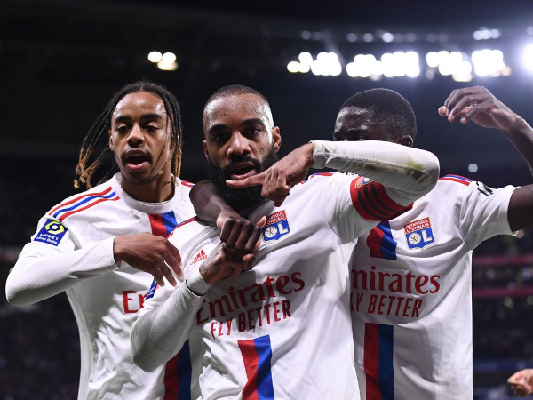 Bradley Barcola bangga bisa bermain bersama Alexandre Lacazette di Lyon