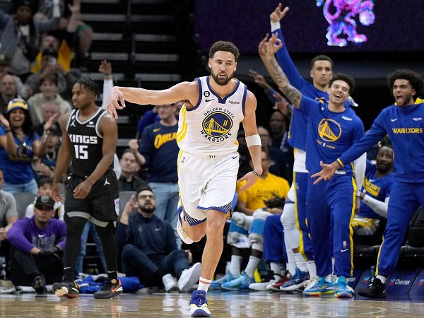 Klay Thompson yakin Warriors kompetitif andai bermain dengan kekuatan penuh.