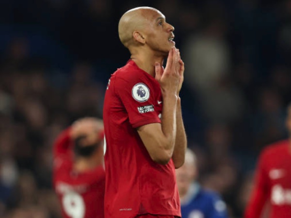 Fabinho Masih Optimis Liverpool Bisa Gapai Empat Besar