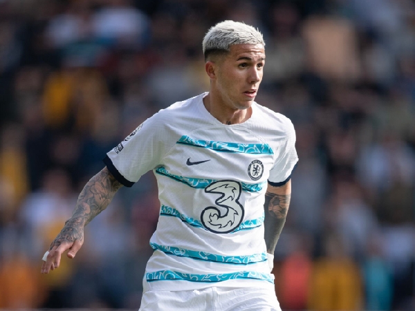 Enzo Fernandez bergabung dengan Chelsea pada bulan Januari