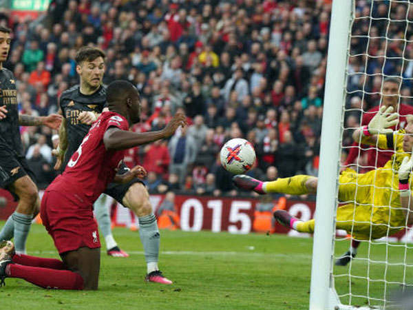 Klopp Kecewa Konate Gagal Cetak Gol Kemenangan Melawan Arsenal