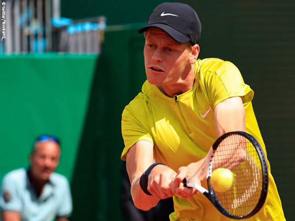 Diego Schwartzman Cedera, Jannik Sinner Meluncur Ke Babak Ketiga Monte Carlo