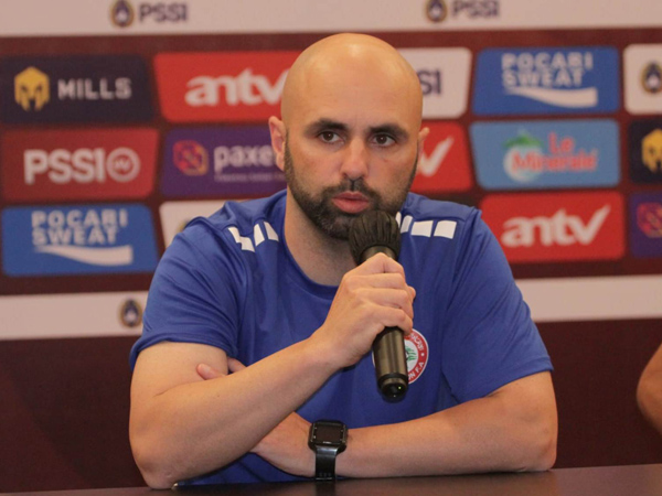 Pelatih timnas Lebanon, Miguel Moreira pada konferensi pers jelang menghadapi timnas Indonesia U-22