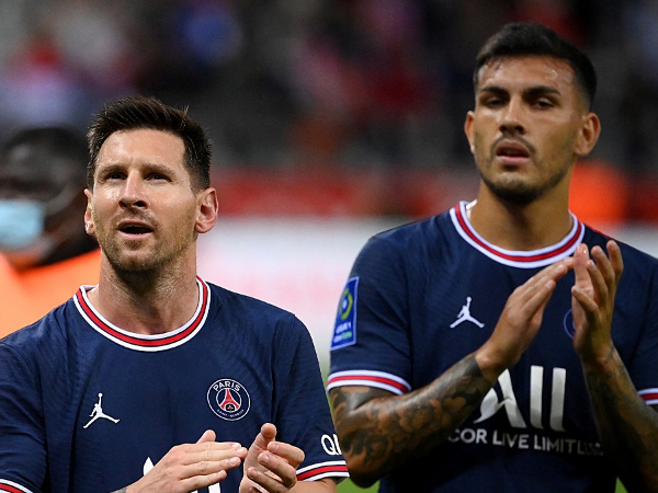 Lionel Messi dan Leandro Paredes