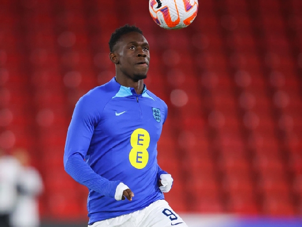 Emmanuel Petit minta Arsenal melego Folarin Balogun