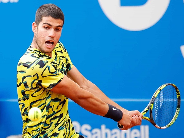 Carlos Alcaraz Makin Dekat Untuk Pertahankan Gelar Di Barcelona