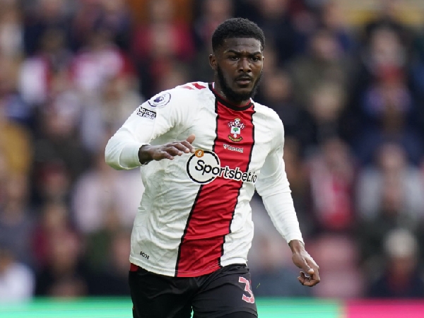 Ainsley Maitland-Niles dipinjamkan Arsenal ke Southampton