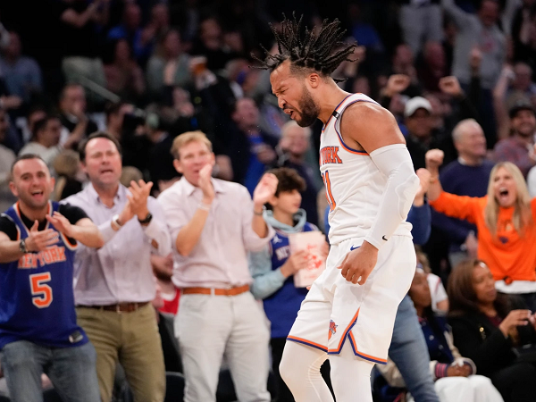 New York Knicks butuh satu kemenangan lagi untuk eliminasi Cleveland Cavaliers.