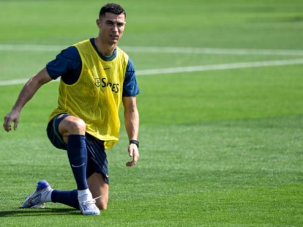 Proyek Hotel Mewah Cristiano Ronaldo di Paris Alami Kendala Besar