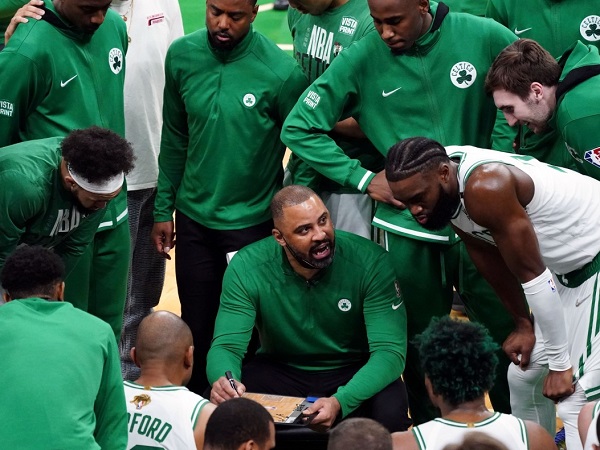 Houston Rockets jelaskan alasan mereka pakai jasa Ime Udoka.