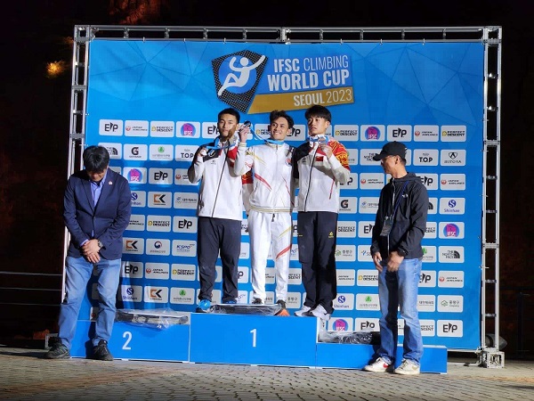 Veddriq Leonardo sukses pecahkan rekor di Piala Dunia Seoul 2023.