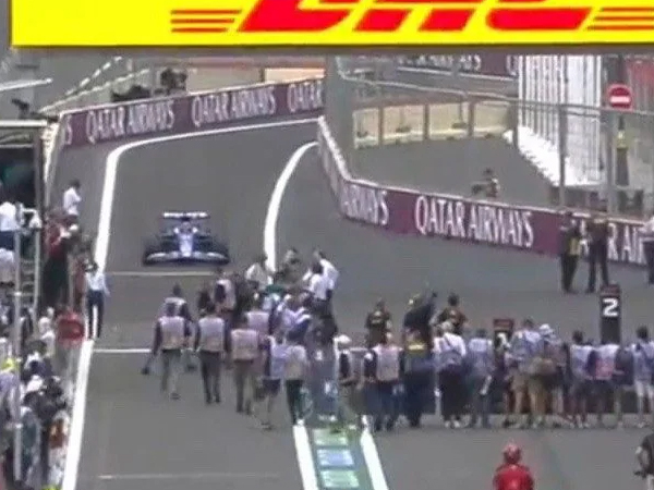 Esteban Ocon Nyaris Terlibat 'Bencana' Pit Lane di GP Azerbaijan