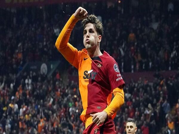 AC Milan tertarik memulangkan Nicolo Zaniolo ke Serie A pada bursa transfer musim panas mendatang / via Reuters