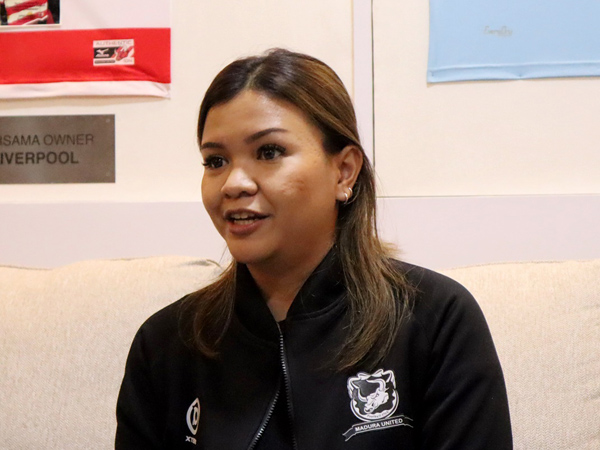 Direktur Utama Madura United, Annisa Zhafarina