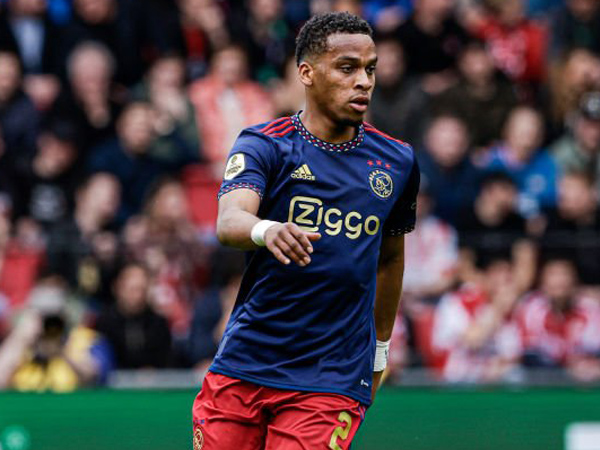 Bek Ajax Amsterdam, Jurrien Timber.