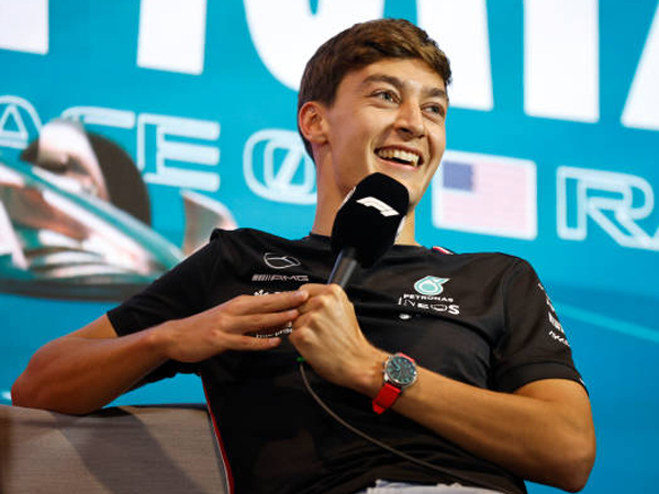 Gaya Membalapnya Picu Kemarahan Max Verstappen, George Russell Tak Peduli