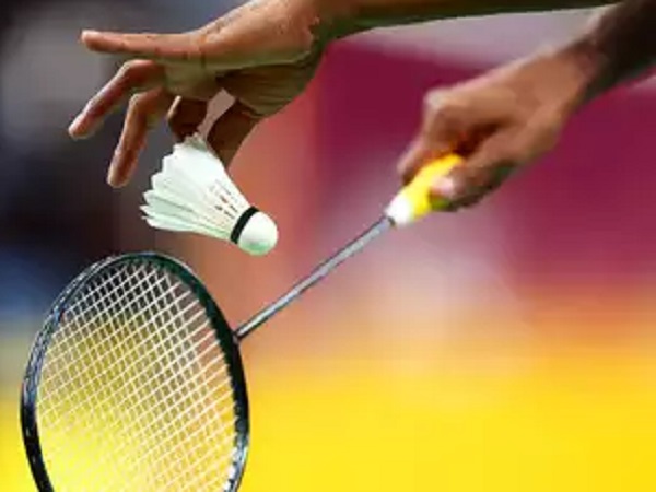 Ketika Para Pemaim Top Dunia Pelajari Gaya Servis Baru Pemain Denmark