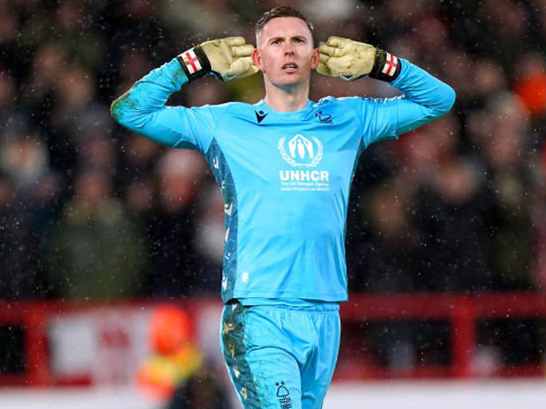 Kiper Nottingham Forest, Dean Henderson.