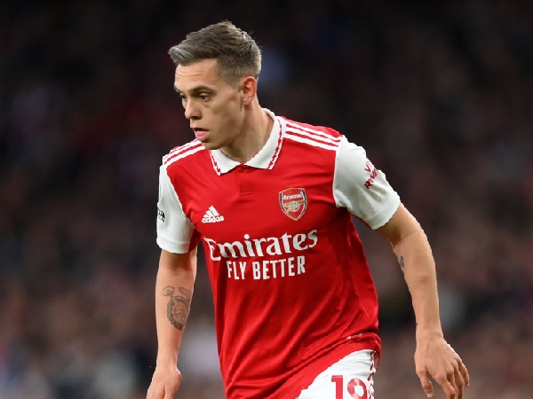 Pemain sayap Arsenal, Leandro Trossard