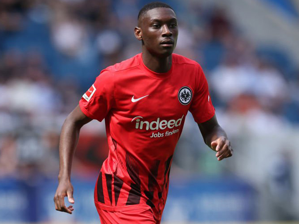 Striker Eintracht Frankfurt, Randal Kolo Muani.