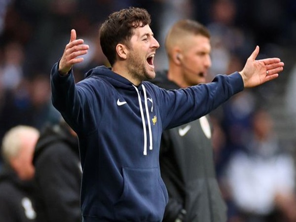 Bos Tottenham