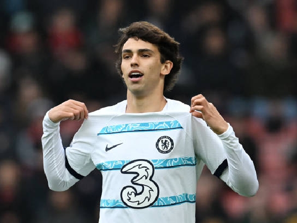 Chelsea berniat mempermanenkan Joao Felix