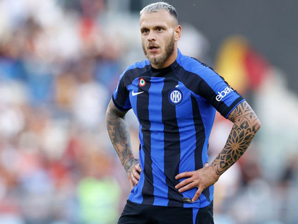 Bek sayap Inter Milan, Federico Dimarco.
