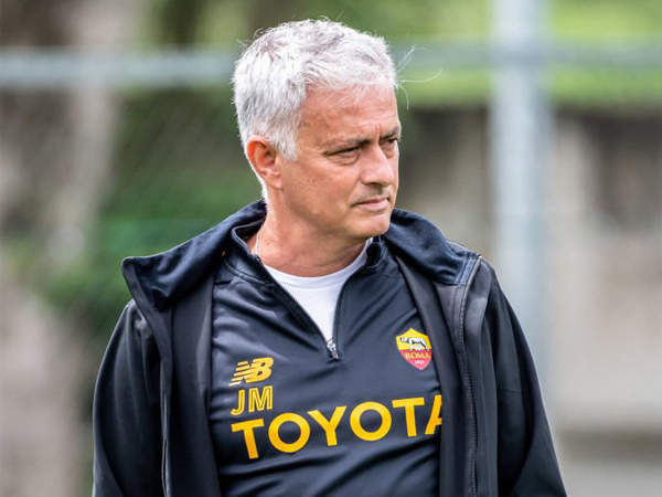Manajer AS Roma, Jose Mourinho.