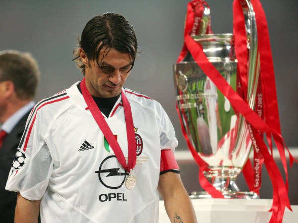 Jamie Carragher Masih Simpan Jersey Paolo Maldini di Final UCL 2005