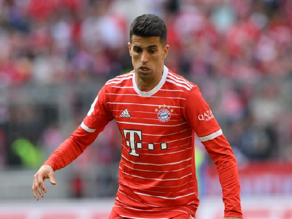 Joao Cancelo menarik minat dari Arsenal
