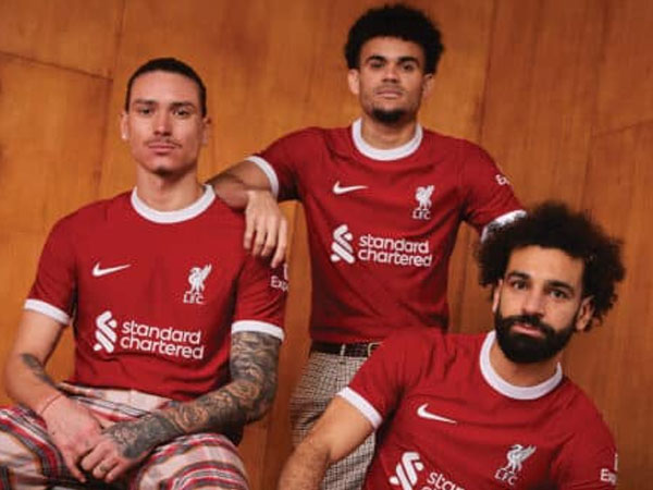 Liverpool Gunakan Jersey Kandang Terbaru di Anfield Akhir Pekan Ini