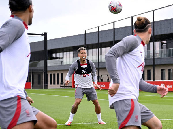 Segera Tinggalkan Liverpool, di Mana Roberto Firmino Berlabuh?