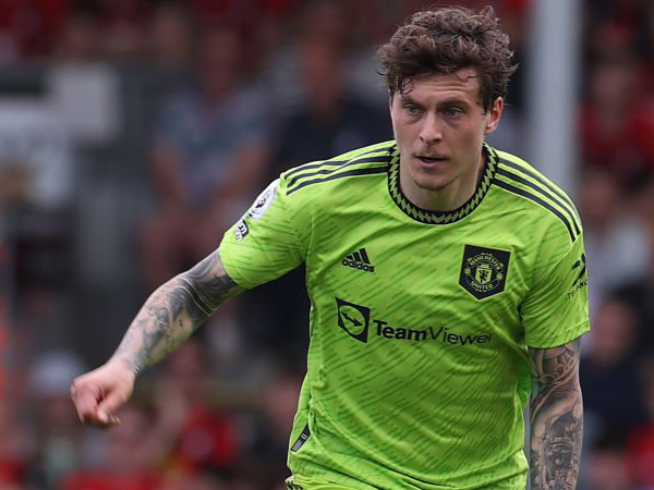 Bek Manchester United, Victor Lindelof.