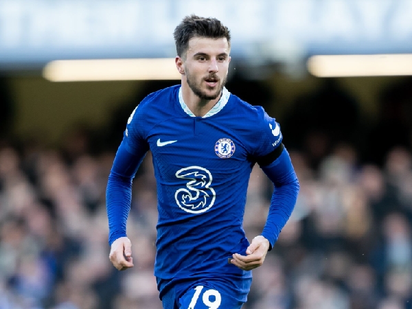 Oscar minta Mason Mount tetap berseragam Chelsea