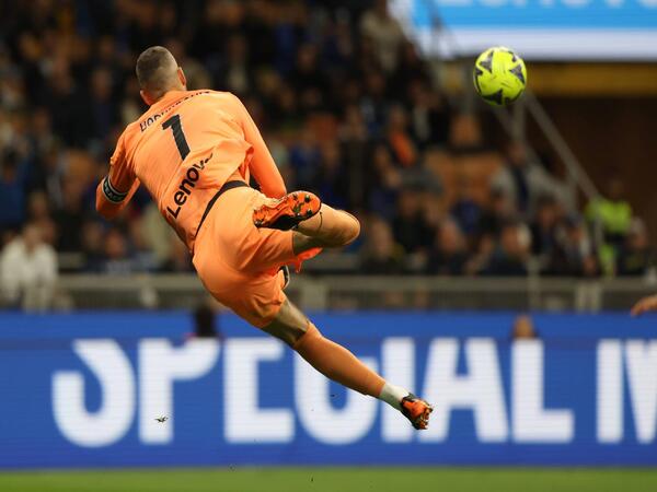 Samir Handanovic mengaku tidak tahu apakah dirinya bakal tetap membela Inter atau tidak di musim depan, menyusul kontraknya yang segera berakhir di tanggal 30 Juni / via Getty Images