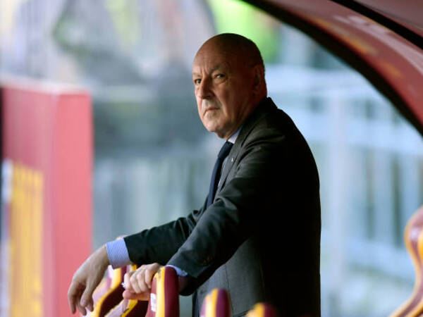 CEO Inter Milan yakni Beppe Marotta, menegaskan jika Nerazzurri bakal tetap dilatih oleh Simone Inzaghi pada musim depan / via Getty Images
